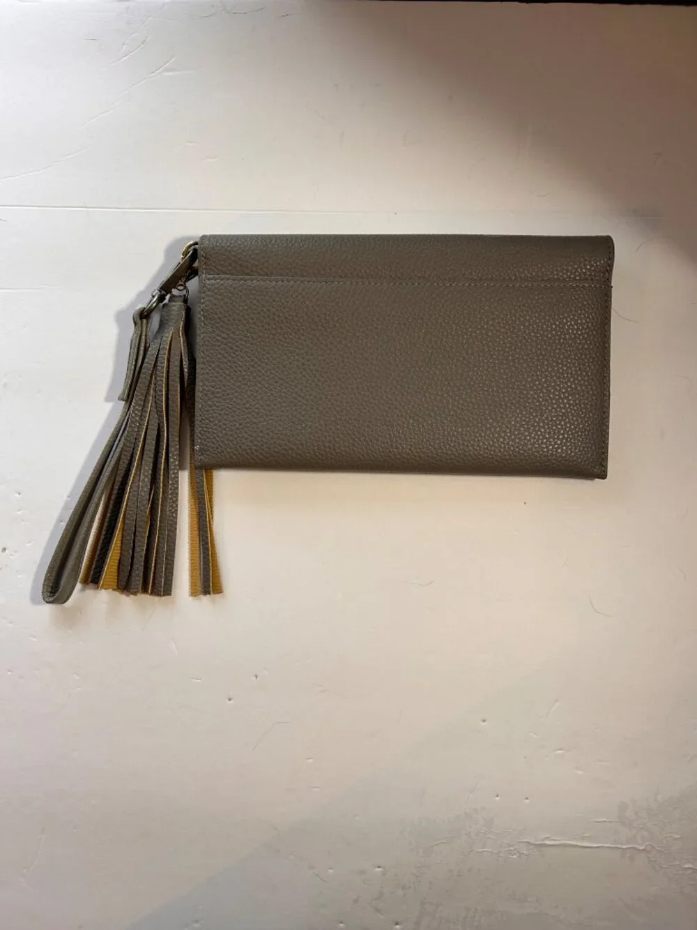 Julia Buxton Gray Pebbled Wristlet Wallet Tassel Clutch Snap Closure Organizer